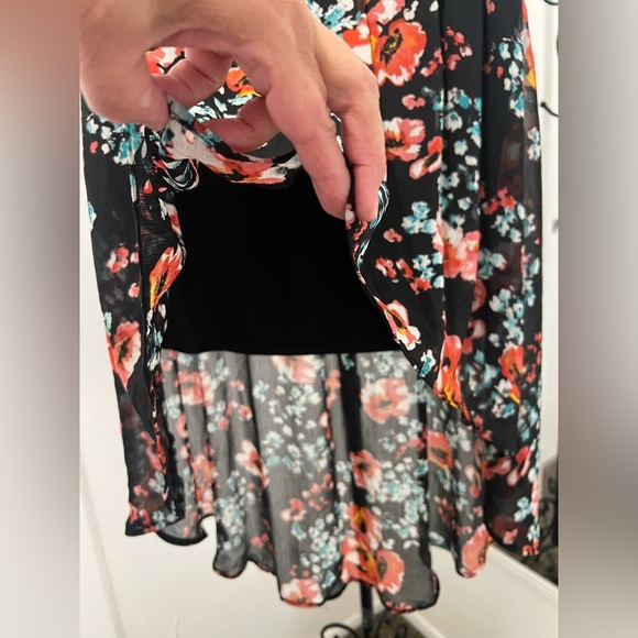 Joe Benbasset Asymmetrical Black Floral High-Low Skirt - Picture 7 of 11